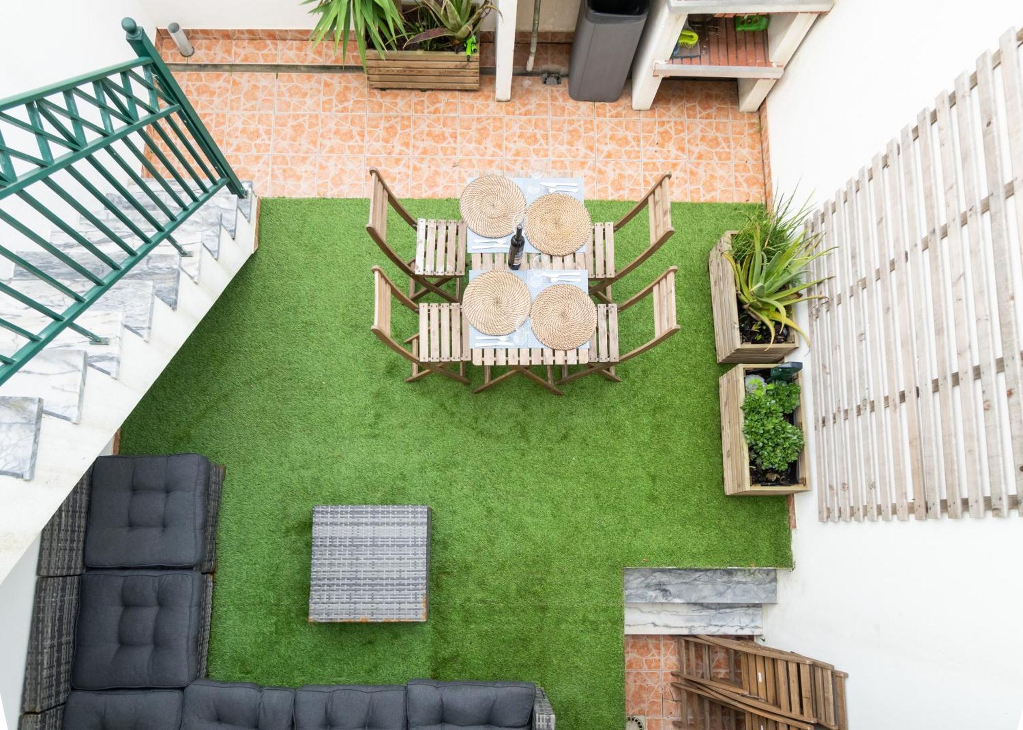Вилла Baleal Happiness Surf House Феррел Экстерьер фото