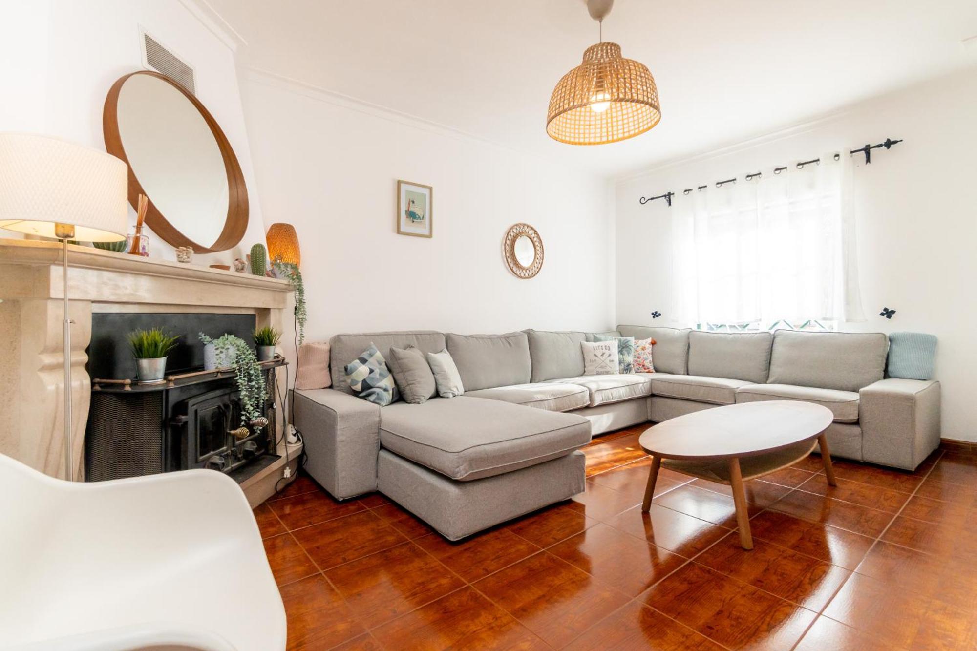 Вилла Baleal Happiness Surf House Феррел Экстерьер фото