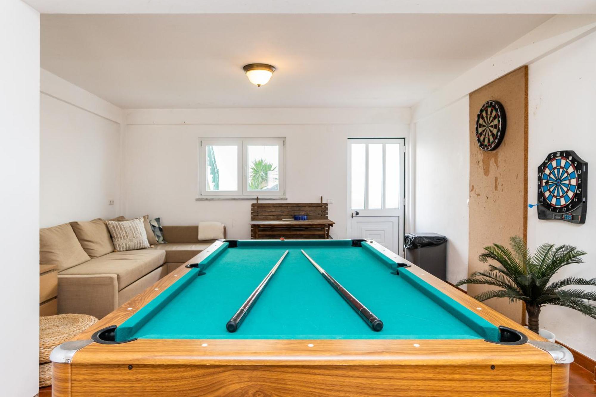 Вилла Baleal Happiness Surf House Феррел Экстерьер фото